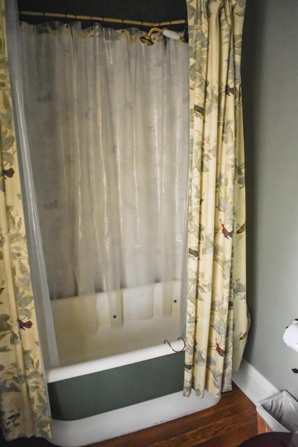 The Marie B & B Olympia Bagian luar foto