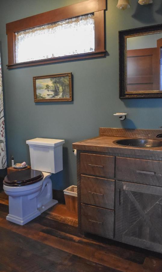 The Marie B & B Olympia Bagian luar foto