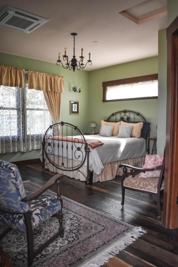 The Marie B & B Olympia Bagian luar foto