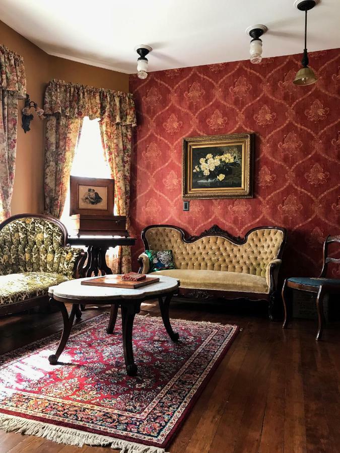The Marie B & B Olympia Bagian luar foto